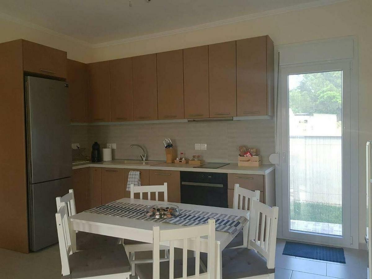 Mango Apartment Nikíti Eksteriør bilde