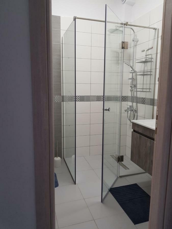 Mango Apartment Nikíti Eksteriør bilde